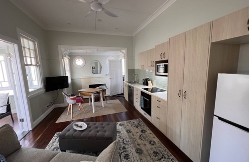Lismore House | Central Lismore 2 bedroom apartment