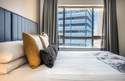 Chatswood Apartment | Central Located 1-Bed with Gym, Sauna and Pool