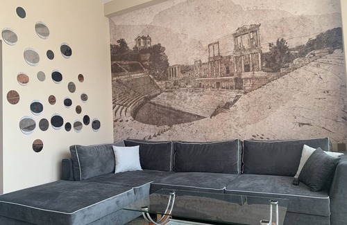 Plovdiv Center Apartment | Central located apartment walking distance from Kapana shopping centres museums