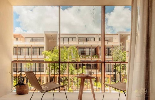La Veleta Apartment | Central located high-end studio w/pool + Fire pit