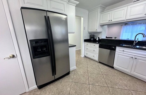 Indian Wells House | Central Located Pool Home near Disney & Malls