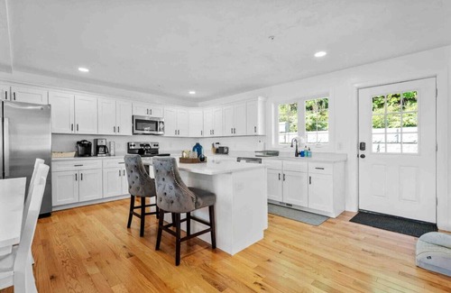 Worcester House | Central Location, 3 Bedroom Luxury Townhouse