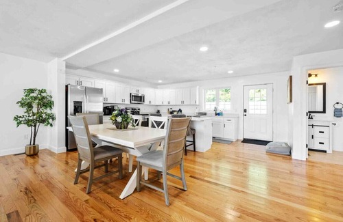 Worcester House | Central Location, 3 Bedroom Luxury Townhouse