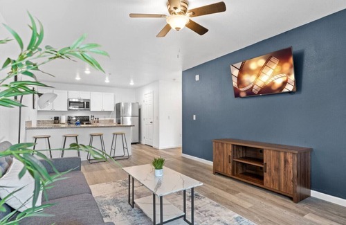 Reno/Tahoe Airport Apartment | Central Location | Free Parking