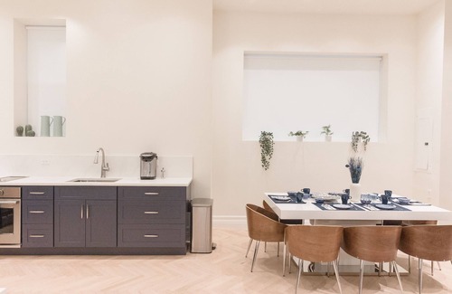Midwood House | Central location in Flatbush