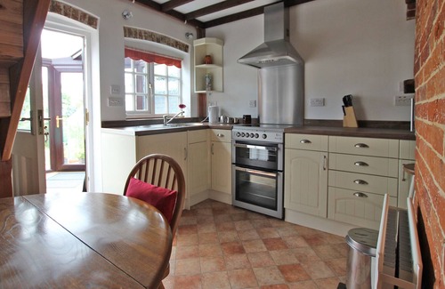 Kennington House | Central Location With Town Amenities Yet Great Access To The Countryside