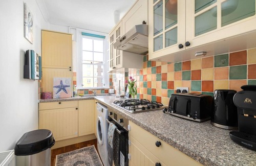 St. Johns Wood Apartment | Central London NW8 1 Bedroom Large By Regents Park