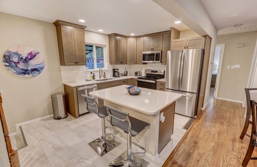 East Colorado Springs House | Central Luxury Retreat - Hot tub, Firepit, TVs, Grill, Games