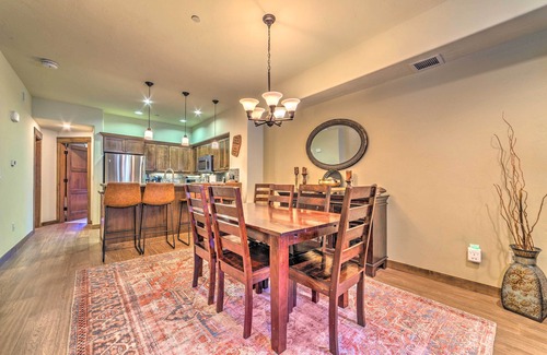 Woodwinds House | Central Mammoth Lakes Townhome ~ 1 Mi to Slopes