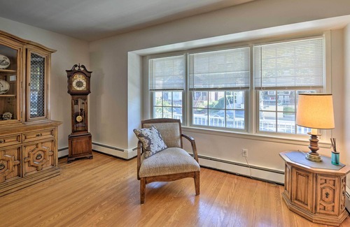 Margate City House | Central Margate City House - Walk to Beach!