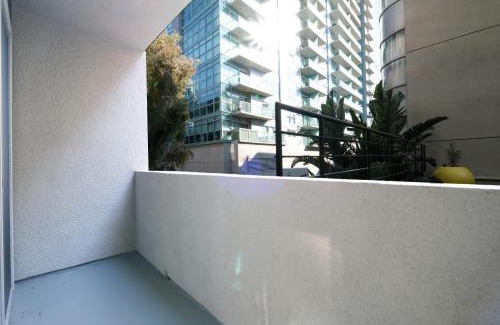 Marina del Rey Hotel | Central Marina Del Rey Apartments