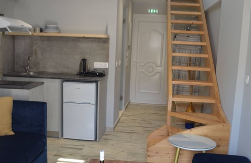 Skiathos Apartment | Central mezonette for 3