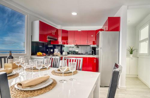 El Guincho Apartment | Central Modern Apartment with Private parking & Ocean view & Coffee corner