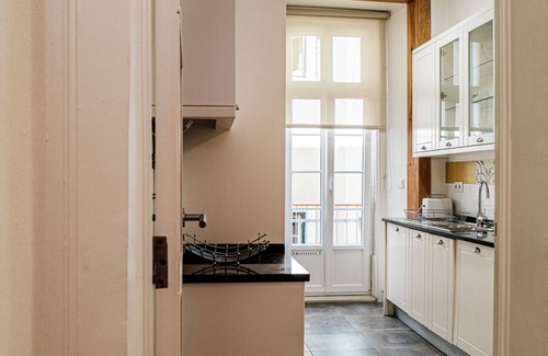Baixa Apartment | Central Modern Classic Apartment in Baixa 107