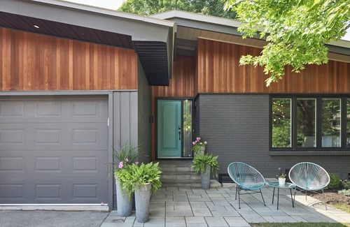Alta Vista House | Central Modern Retreat Ideal for Families & Groups! Sleeps 7, Pet Friendly