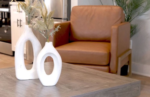 Southeast Houston House | Central Modern Stay: Free Coffee & Pet Friendly