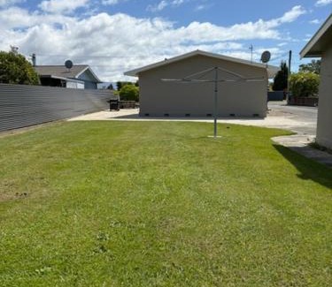 Motueka House | Central Motueka Accommodation