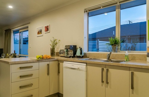 Blenheim Cottage | Central on Keiss - Blenheim Holiday Home