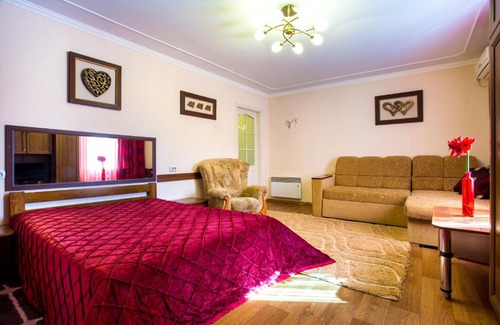 Kherson Apartment | Central Park Apartment in the City Center
