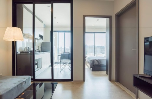 Pattaya Bay Apartment | Central Pattaya Condo High Floor With A View