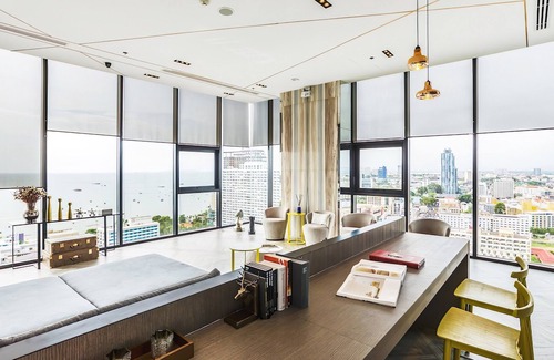 Pattaya Bay Apartment | Central Pattaya Condo High Floor With A View