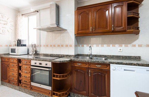 Lagunillas Apartment | Central Picasso Apartment Art location
