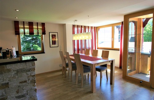 Oberstdorf Apartment | Central, quiet location, 5-star comfort, south-facing balcony, mountain railroads unlimited 2024