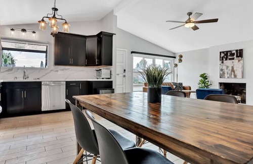 Serra Mesa House | Central San Diego Modern Home