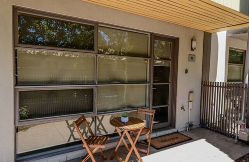 Shepparton South Apartment | Central Shepparton Spa Apt 11