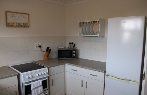 Sidmouth Apartment | Central Sidmouth studio apartment with Sea Peeps