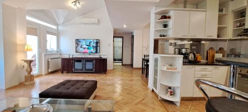 Kisela Voda Apartment | Central Skopje Duplex Apartment