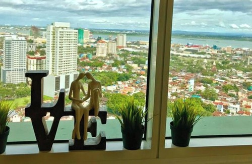 Cebu Apartment | Central & Spacious 2 Bdrms