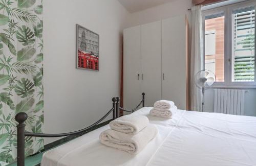 Centro Direzionale Apartment | Central Station-Porta Nuova Pet Friendly 4 pax Chek in H24