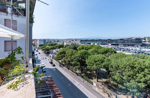 Pescara Apartment | Central Station Terrace Apartment near the sea