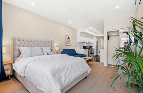 Gay Village Apartment | Central Suite with Balcony