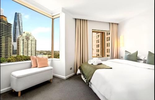 The Rocks Apartment | Central Sydney Apartment with Pool, Sauna & Gym