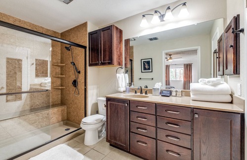 Wetmore House | Central to major attractions, NO parties or events, pet friendly