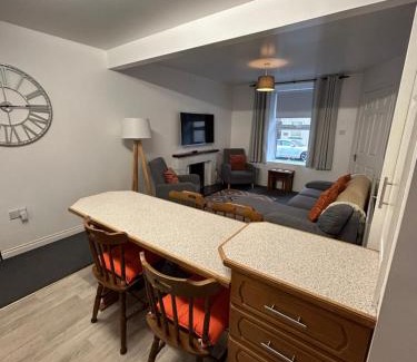 Moville House | Central Town House,Moville 61