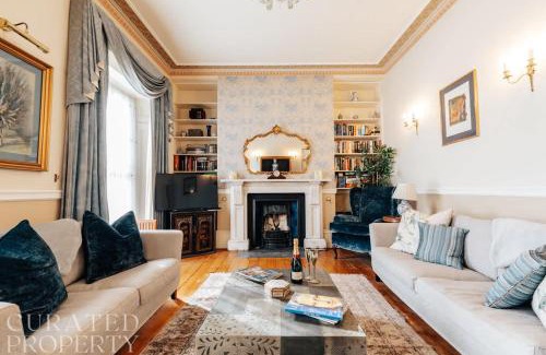 Upper Town House | Central Townhouse with Garden & Free Parking