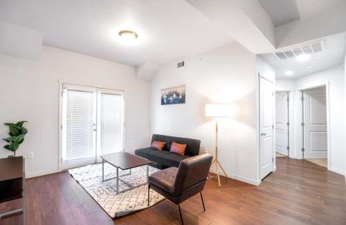 Greeley Apartment | Central Urban Stay with Gym