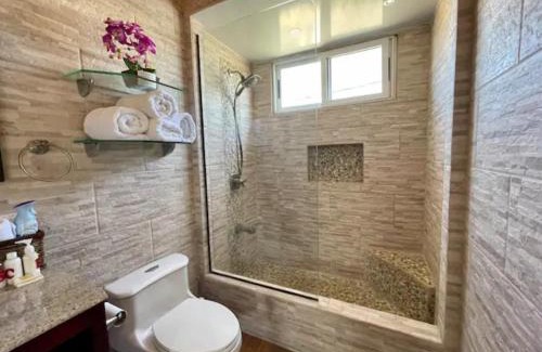 Belize City House | CentralCity “Paradise” Private Mini Resort & Pool