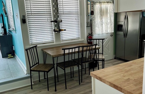 Green Creek House | Centralized Family Friendly Home, minutes from all attractions!