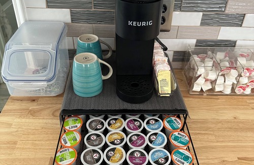 Green Creek House | Centralized Family Friendly Home, minutes from all attractions!