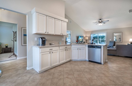 Sandalwood House | Centralized, stylish getaway. Short drive to beach, shopping, downtown, Mayo!