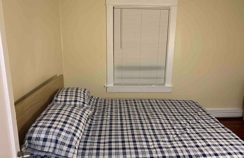 Danbury House | Centrally Close to West-Conn and Danbury Hospital