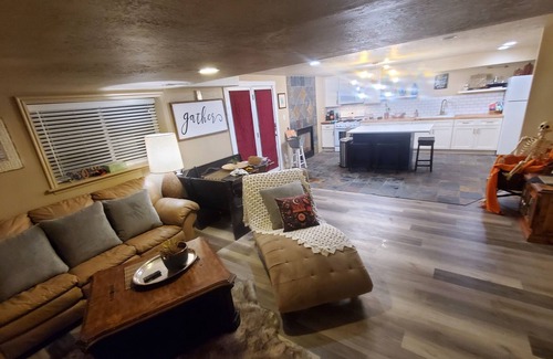 Erda Apartment | Centrally located, mountain views, on the golf course! Comfortable and clean!
