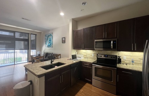 The Galleria Condo | Centrally located 1 bedroom condo in Galleria