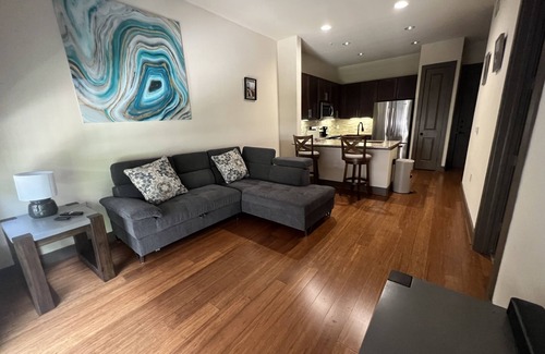 The Galleria Condo | Centrally located 1 bedroom condo in Galleria