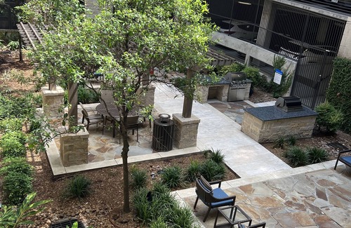 The Galleria Condo | Centrally located 1 bedroom condo in Galleria
