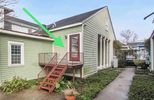 South 7th Ward Apartment | Centrally located 1bed 1bath,walk to French Q, Bourbon St. & Jazz venues